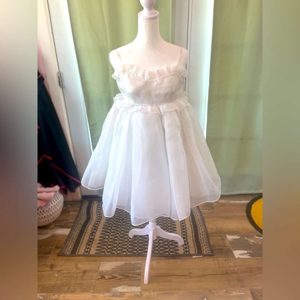 Selkie Dress 🤍🤍